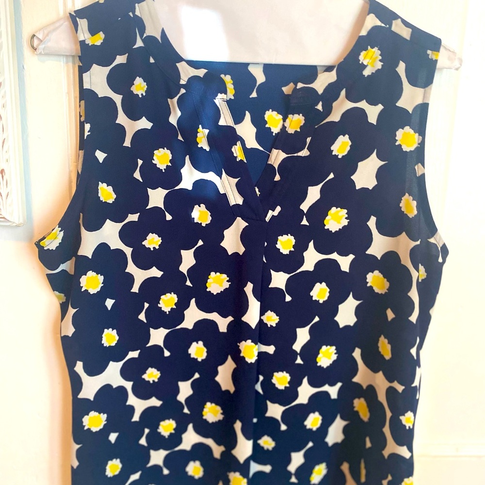 Talbots cute sleeveless floral top blouse M medium petite